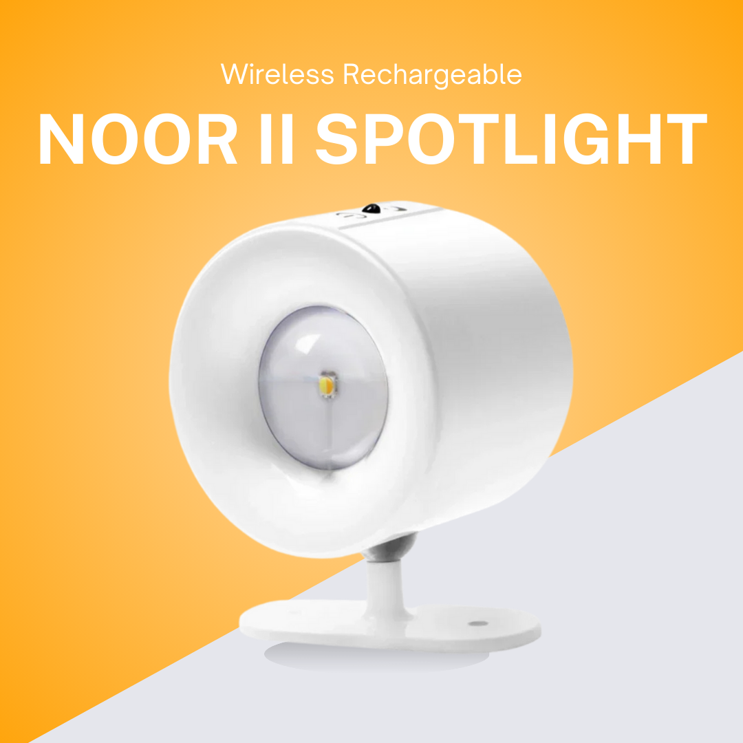 Noor II - Wireless Spotlight with Remote Controller